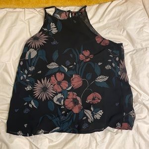 Floral pattern, narrow neckline, mesh tank
